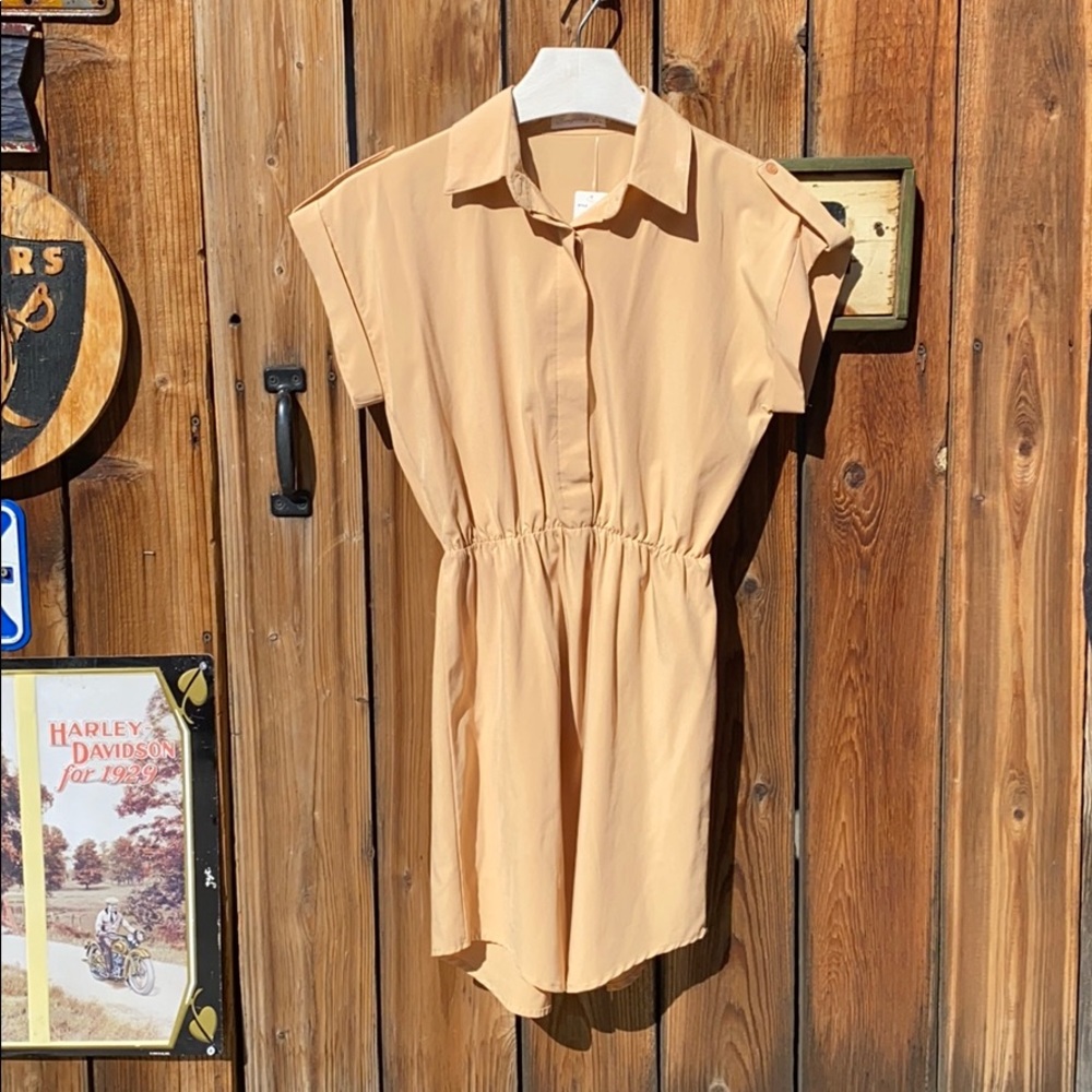 Tan Collared Sleeveless Dress